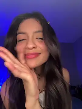 Snapshot of Sammy_pink chatting on January 2025 04:32:01 AM Sammy pink online show from January 2025 04:32:01 AM