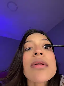 Snapshot of Sammy_pink chatting on February 2025 10:43:01 PM Sammy pink online show from February 2025 10:43:01 PM