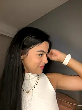 Snapshot of Sammy_pink chatting on September 2025 04:50:02 AM Sammy pink online show from September 2025 04:50:02 AM