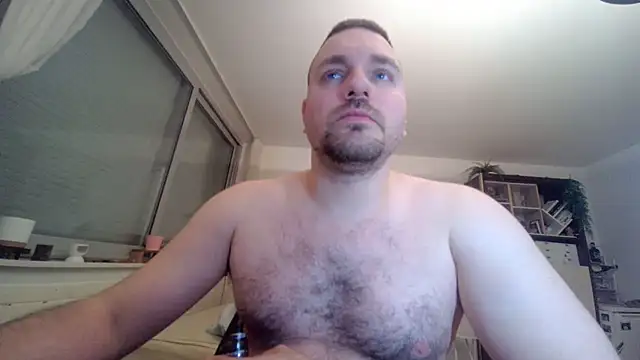 Snapshot of PowerToes chatting on February 2026 09:09:02 PM PowerToes online show from February 2026 09:09:02 PM