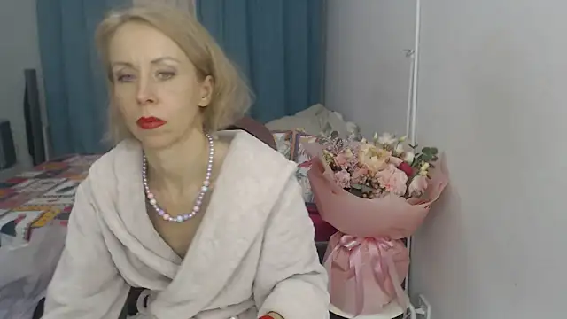 LuxuryNika online show from January 2025 07:41:02 PM