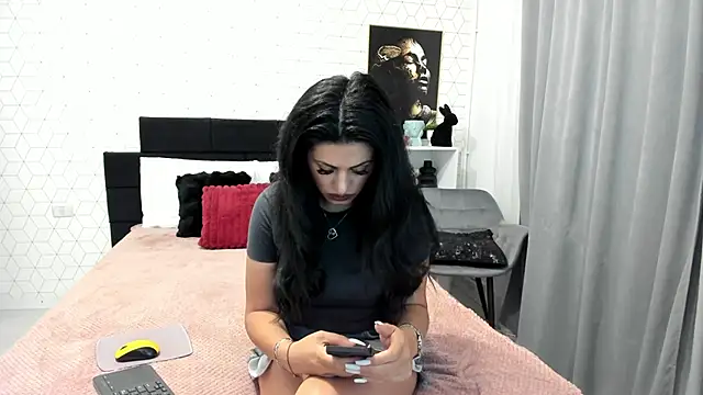 Snapshot of Heidix chatting on July 2026 04:07:02 AM Heidix online show from July 2026 04:07:02 AM
