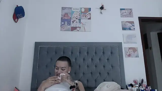 dulce maria x online show from March 2025 03:47:01 AM