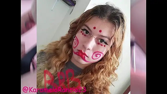 Snapshot of Smoke_trip_Alicia chatting on February 2025 03:14:02 PM Smoke trip Alicia online show from February 2025 03:14:02 PM