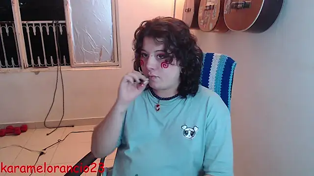 Snapshot of Smoke_trip_Alicia chatting on September 2025 03:52:01 AM Smoke trip Alicia online show from September 2025 03:52:01 AM