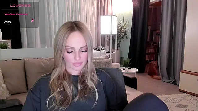 Snapshot of Libby_Nora chatting on December 2024 04:42:01 PM Libby Nora online show from December 2024 04:42:01 PM