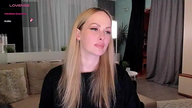 Snapshot of Libby_Nora chatting on December 2024 01:44:01 PM Libby Nora online show from December 2024 01:44:01 PM