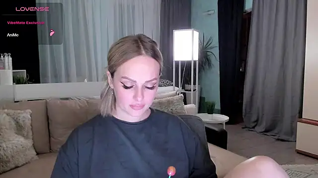 Snapshot of Libby_Nora chatting on December 2024 02:46:02 PM Libby Nora online show from December 2024 02:46:02 PM