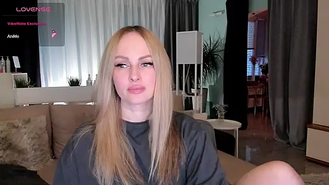 Snapshot of Libby_Nora chatting on December 2024 01:05:02 PM Libby Nora online show from December 2024 01:05:02 PM