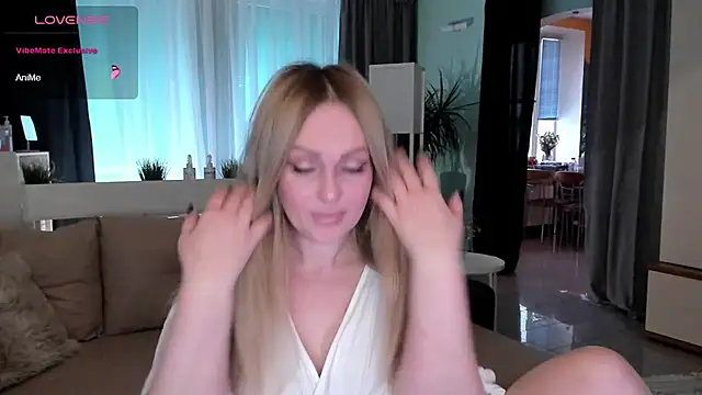 Snapshot of Libby_Nora chatting on December 2024 10:45:02 AM Libby Nora online show from December 2024 10:45:02 AM