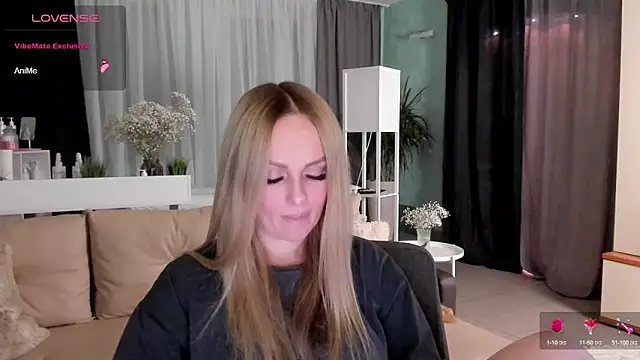 Snapshot of Libby_Nora chatting on January 2025 03:34:01 PM Libby Nora online show from January 2025 03:34:01 PM