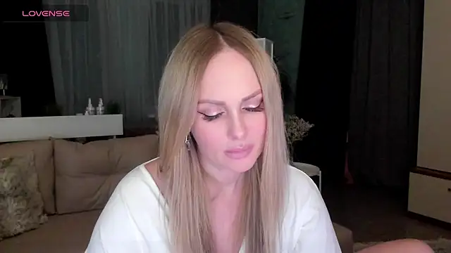 Snapshot of Libby_Nora chatting on February 2025 03:16:01 PM Libby Nora online show from February 2025 03:16:01 PM