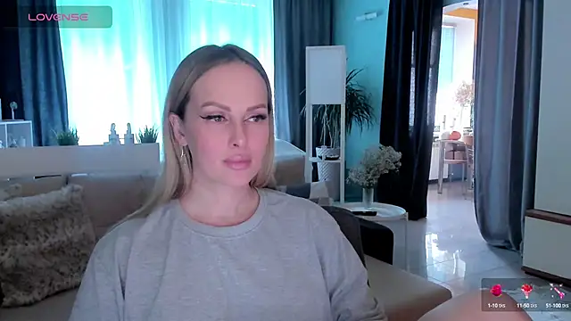 Snapshot of Libby_Nora chatting on February 2025 08:50:02 AM Libby Nora online show from February 2025 08:50:02 AM