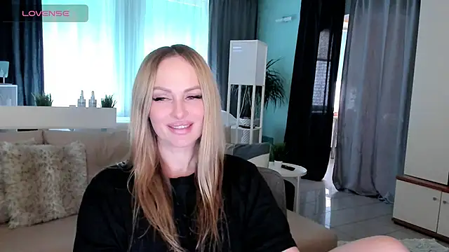 Snapshot of Libby_Nora chatting on March 2025 12:48:01 PM Libby Nora online show from March 2025 12:48:01 PM