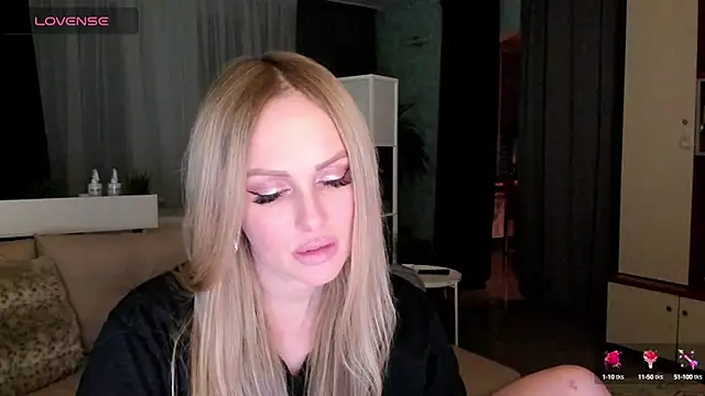 Snapshot of Libby_Nora chatting on March 2025 04:28:02 PM Libby Nora online show from March 2025 04:28:02 PM