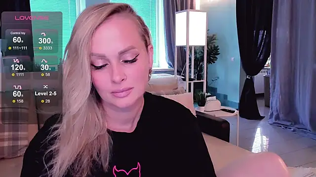 Snapshot of Libby_Nora chatting on September 2025 02:27:01 PM Libby Nora online show from September 2025 02:27:01 PM