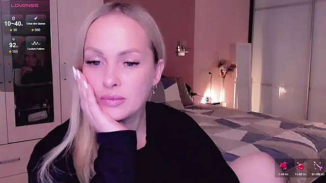 Snapshot of Libby_Nora chatting on October 2025 09:09:01 AM Libby Nora online show from October 2025 09:09:01 AM