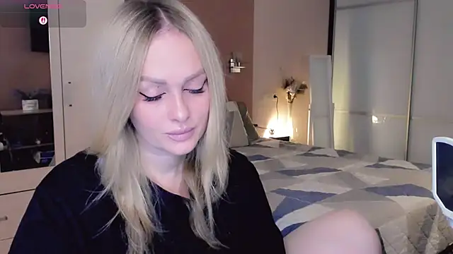 Snapshot of Libby_Nora chatting on November 2025 09:44:02 AM Libby Nora online show from November 2025 09:44:02 AM