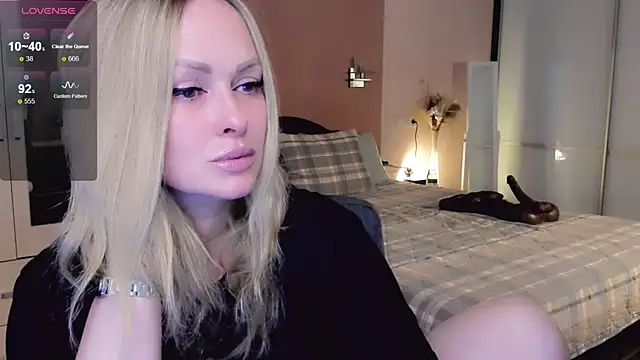 Snapshot of Libby_Nora chatting on November 2025 09:42:02 AM Libby Nora online show from November 2025 09:42:02 AM