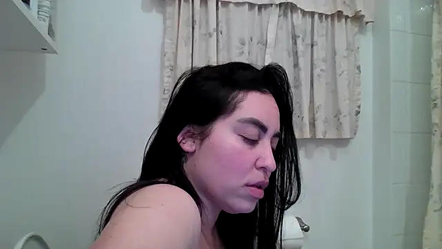 WetFlower69 online show from June 2026 01:49:01 AM