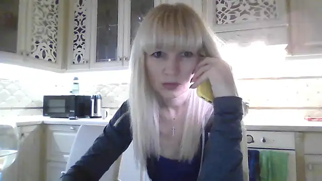 Snapshot of BarbaraKim chatting on September 2025 03:06:02 PM BarbaraKim online show from September 2025 03:06:02 PM