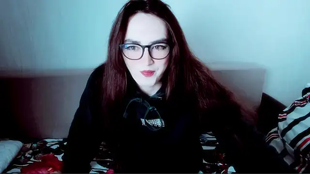 Snapshot of MinniMaksy chatting on April 2026 09:49:01 AM MinniMaksy online show from April 2026 09:49:01 AM