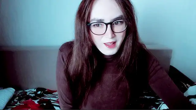 Snapshot of MinniMaksy chatting on April 2026 09:39:33 PM MinniMaksy online show from April 2026 09:39:33 PM