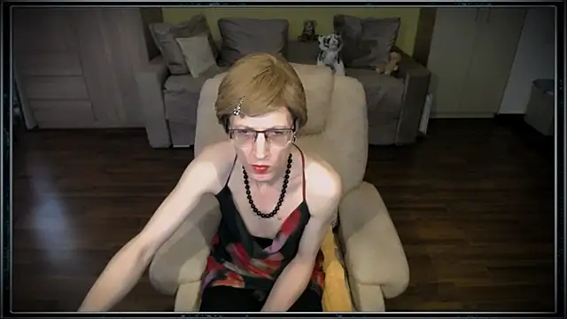 clementine online show from March 2026 08:18:01 AM