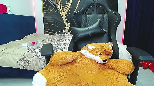 Snapshot of FlirtDeea chatting on March 2026 02:55:02 PM FlirtDeea online show from March 2026 02:55:02 PM