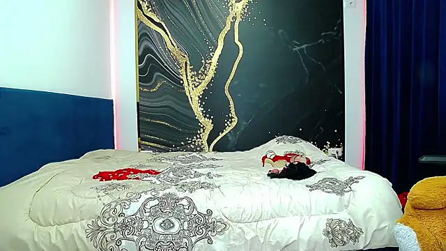 Snapshot of FlirtDeea chatting on April 2026 03:04:02 AM FlirtDeea online show from April 2026 03:04:02 AM