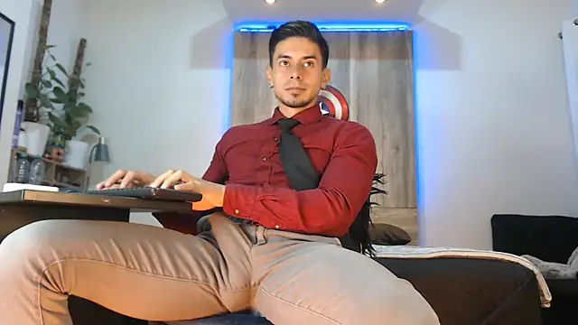 Snapshot of Andrew_4_ chatting on April 2026 06:25:02 AM Andrew 4 online show from April 2026 06:25:02 AM