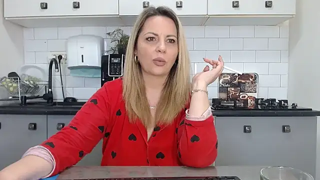 erikaerika online show from January 2025 10:02:01 AM