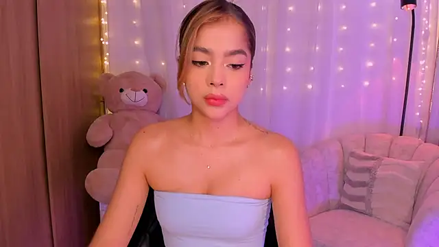 AmyDavis  online show from September 2025 12:36:01 AM