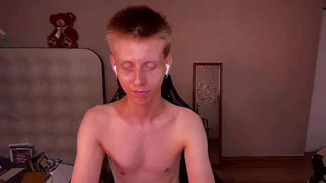 vladdymeow online show from January 2025 10:23:01 PM