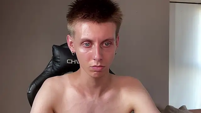 vladdymeow online show from January 2025 06:27:01 PM