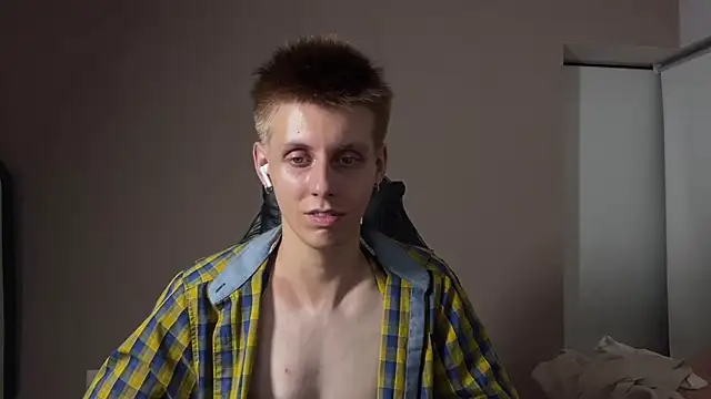 vladdymeow online show from January 2025 12:33:01 AM