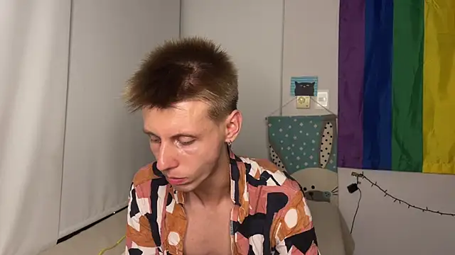 vladdymeow online show from March 2025 03:20:01 AM