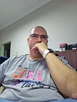 Andrew1900529 online show from November 2025 06:36:02 AM