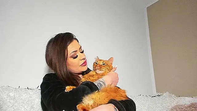 Snapshot of BrianaDiamondXXX chatting on March 2026 08:36:01 PM BrianaDiamondXXX online show from March 2026 08:36:01 PM