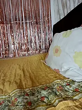 LUNAdeMARTE online show from November 2025 01:14:02 AM