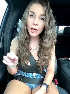 Snapshot of MaggyMayI chatting on December 2025 04:57:02 PM MaggyMayI online show from December 2025 04:57:02 PM