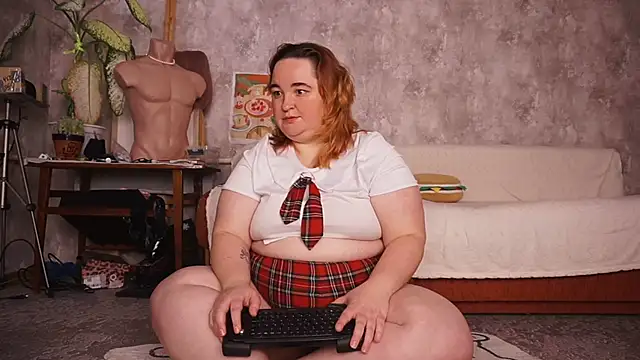 Evelively online show from March 2025 02:29:02 PM