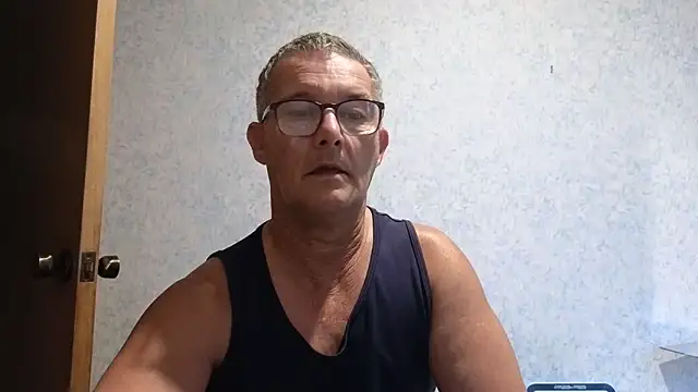 Snapshot of bigballnz chatting on February 2025 06:59:02 PM bigballnz online show from February 2025 06:59:02 PM