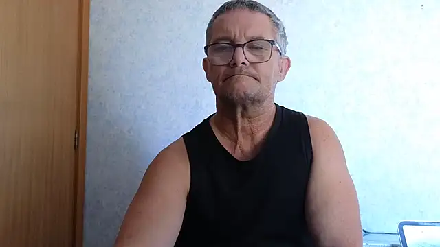 Snapshot of bigballnz chatting on February 2025 01:44:02 AM bigballnz online show from February 2025 01:44:02 AM