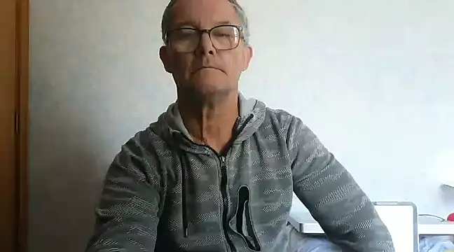 Snapshot of bigballnz chatting on February 2025 07:47:01 PM bigballnz online show from February 2025 07:47:01 PM