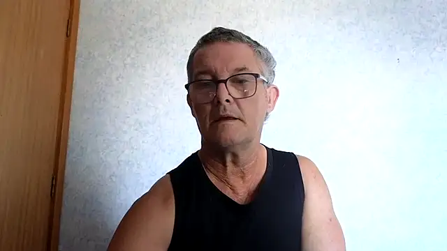 Snapshot of bigballnz chatting on February 2025 08:20:02 PM bigballnz online show from February 2025 08:20:02 PM