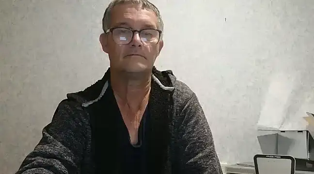 Snapshot of bigballnz chatting on March 2025 08:31:02 PM bigballnz online show from March 2025 08:31:02 PM