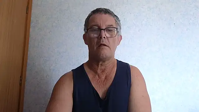 Snapshot of bigballnz chatting on March 2025 12:20:02 AM bigballnz online show from March 2025 12:20:02 AM