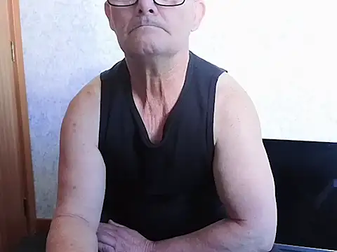 Snapshot of bigballnz chatting on September 2025 09:38:01 PM bigballnz online show from September 2025 09:38:01 PM
