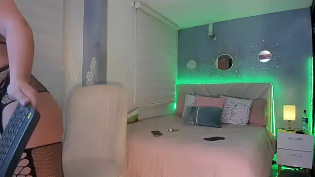 Snapshot of sexycouple4u chatting on March 2026 03:45:02 AM sexycouple4u online show from March 2026 03:45:02 AM